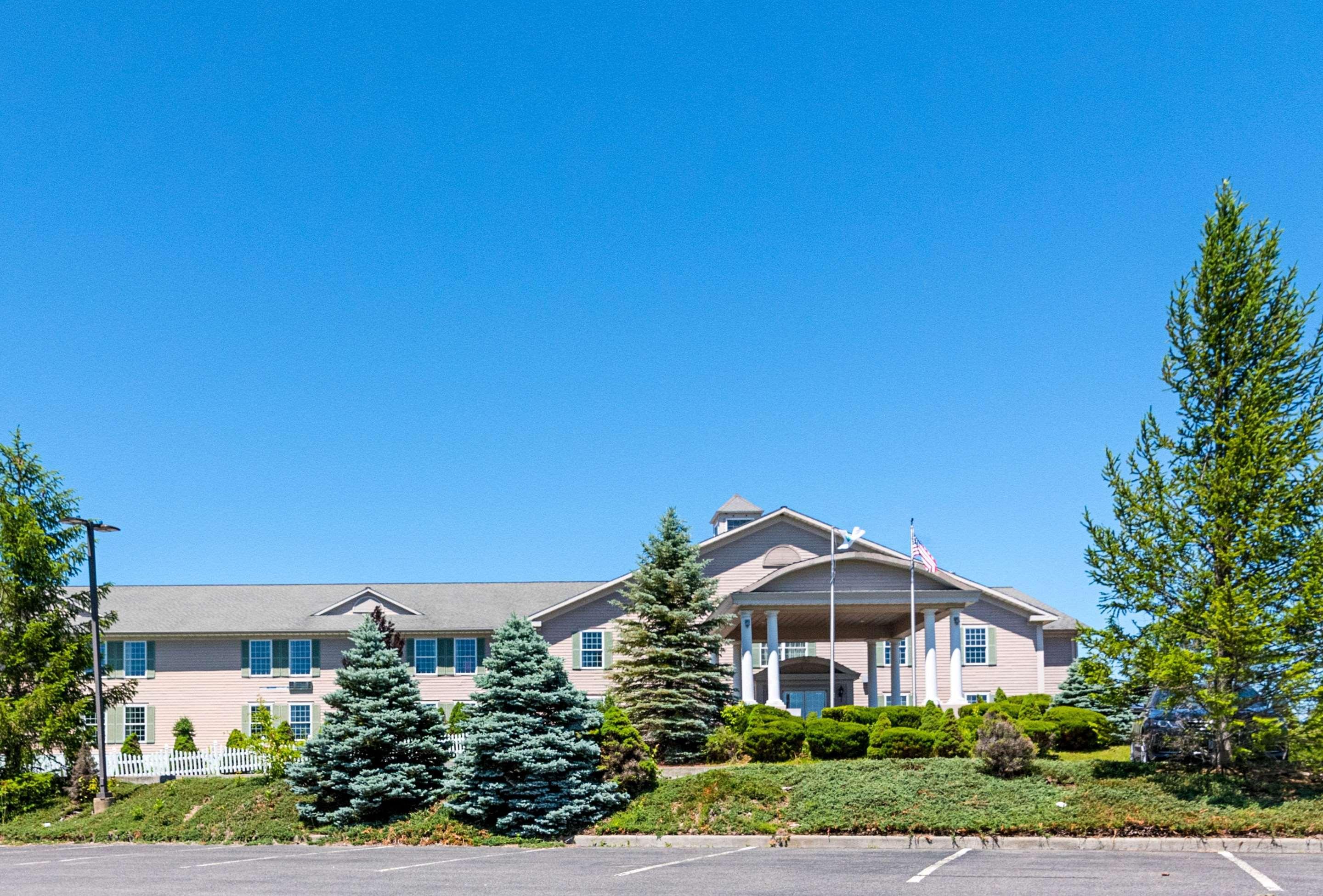 Quality Inn & Suites Schoharie Near Howe Caverns Buitenkant foto