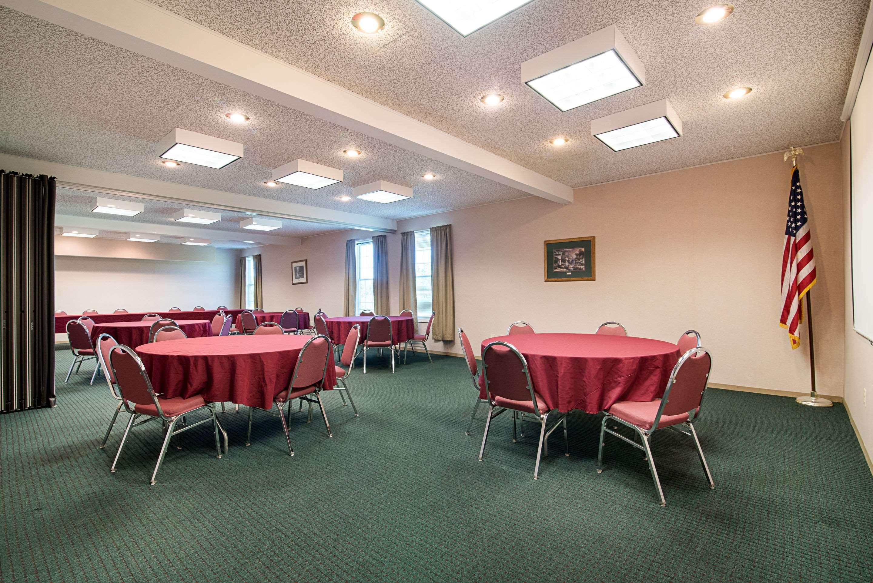 Quality Inn & Suites Schoharie Near Howe Caverns Buitenkant foto