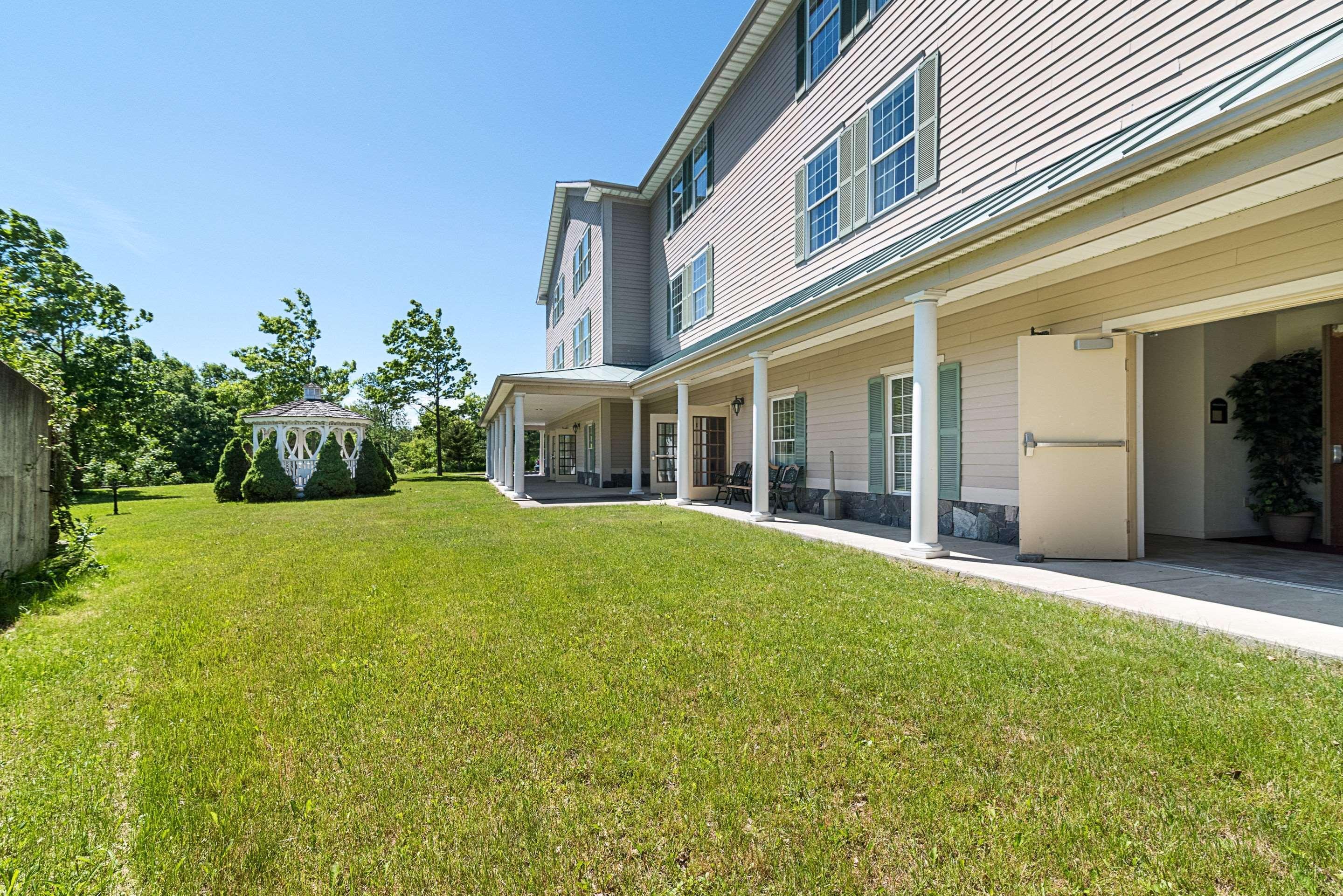 Quality Inn & Suites Schoharie Near Howe Caverns Buitenkant foto