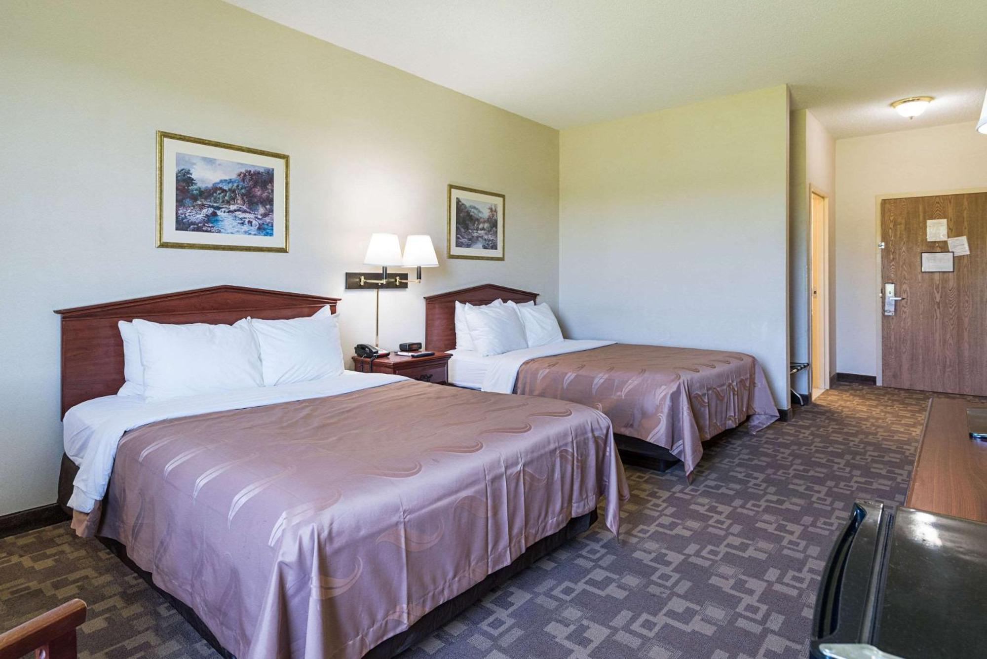 Quality Inn & Suites Schoharie Near Howe Caverns Buitenkant foto